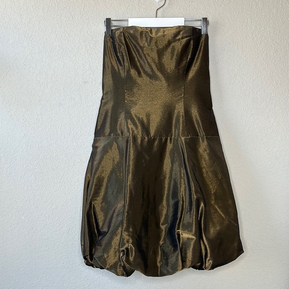 Ralph Lauren Dresses & Skirts - Ralph Lauren Black Label Strapless Gold Metallic Bubble Hem Mini Dress Size 12